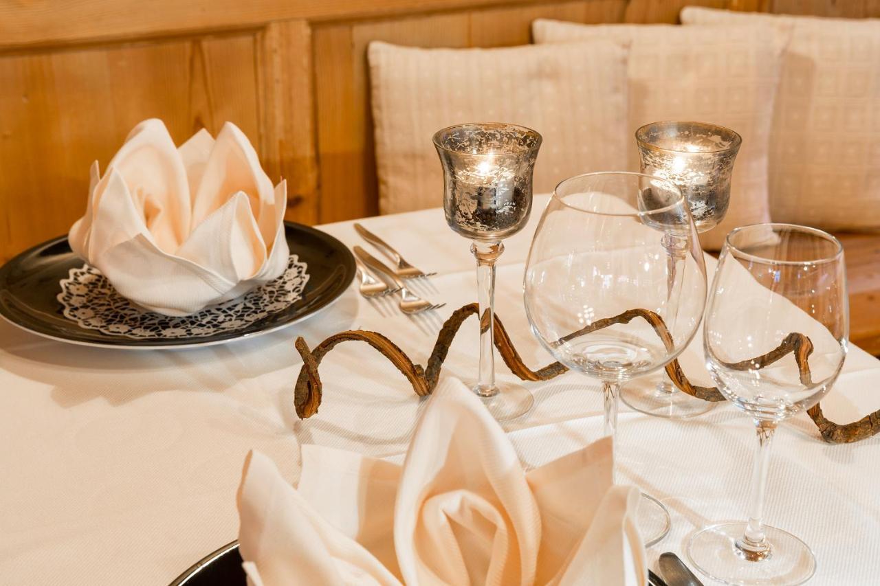 Hotel Bel Sit Corvara In Badia Ngoại thất bức ảnh