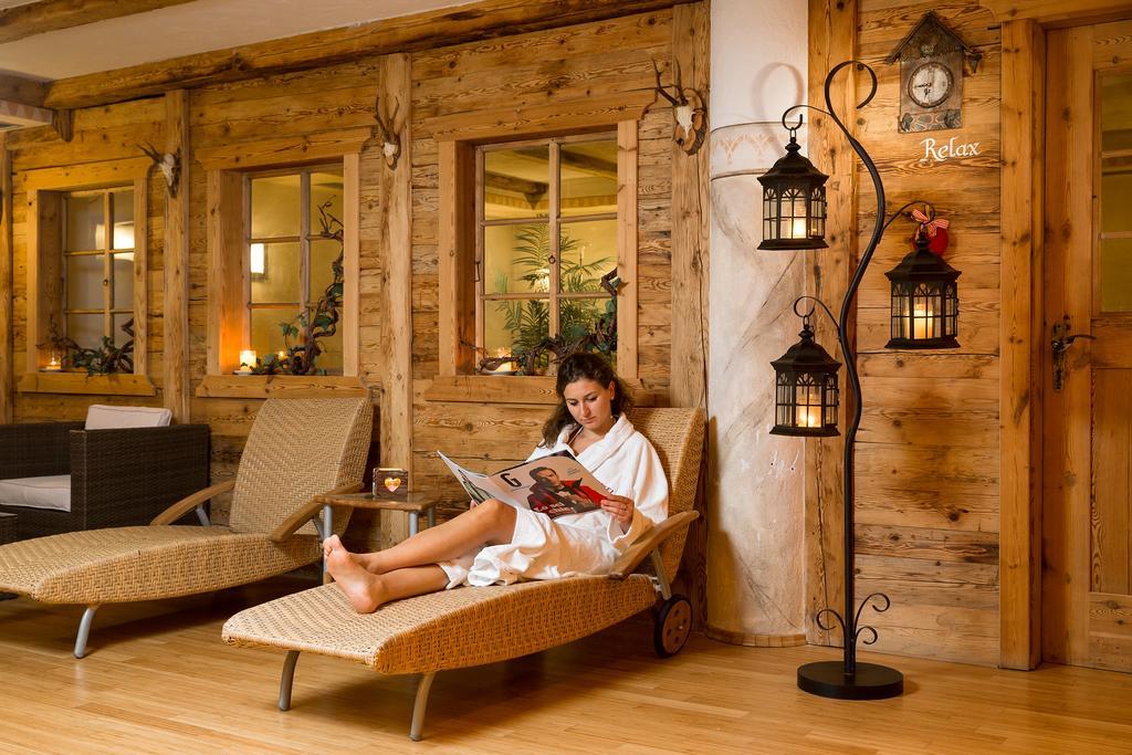 Hotel Bel Sit Corvara In Badia Ngoại thất bức ảnh