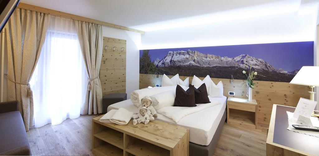 Hotel Bel Sit Corvara In Badia Ngoại thất bức ảnh
