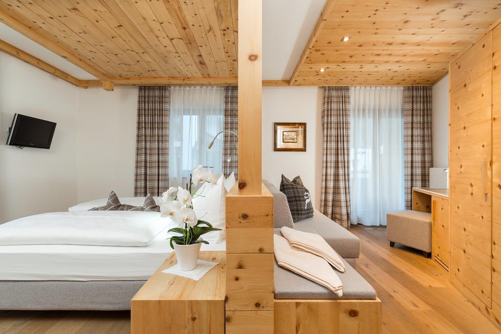 Hotel Bel Sit Corvara In Badia Ngoại thất bức ảnh
