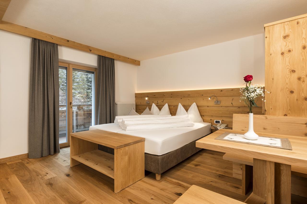 Hotel Bel Sit Corvara In Badia Ngoại thất bức ảnh